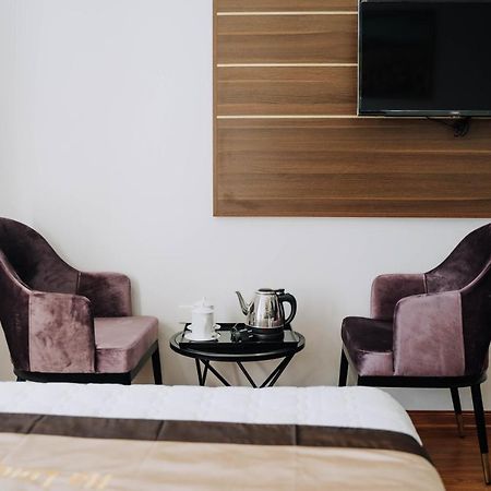 Beach Hotel Ха Лонг Екстериор снимка